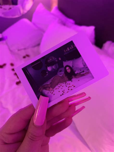 exclusive.emm onlyfans
