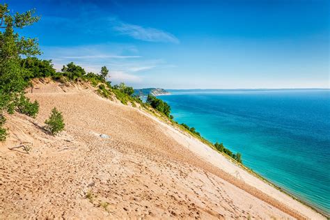 exploring sleeping bear dunes national lakeshore