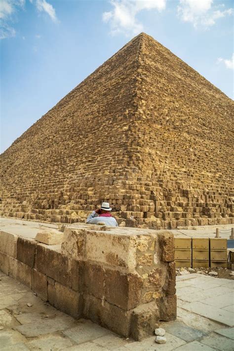 exploring the great pyramid of giza one of the se