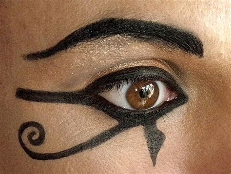 eye of horus makeup