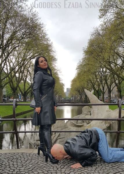 Ezada Sinn Foot Worship