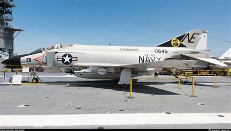 F 4 Phantom Navy