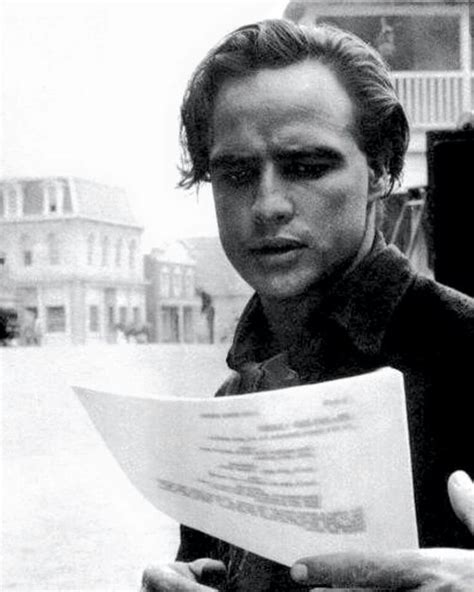 face oculta filme marlon brando biography