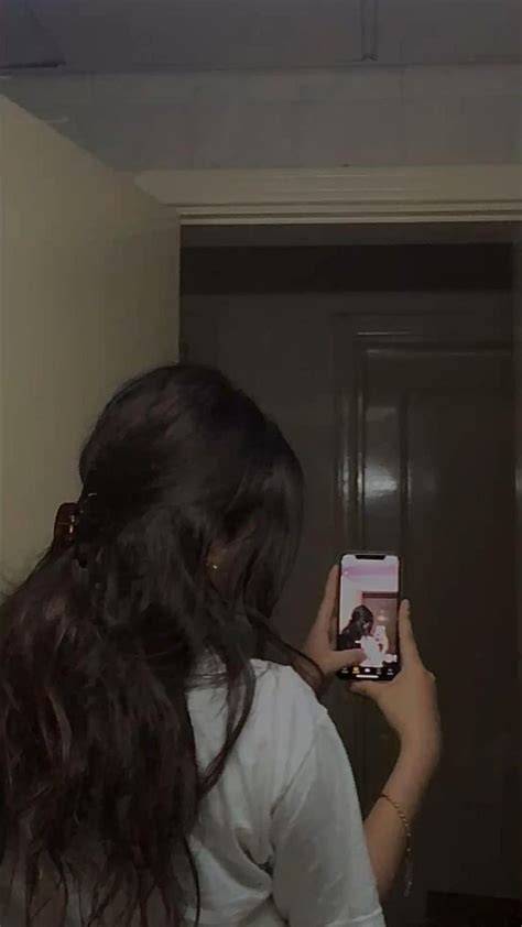 faceless nudes