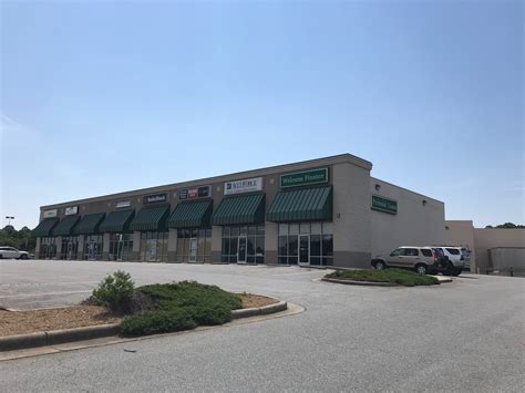 New Jersey-based Korean grocery store H Mart is opening its first Fl