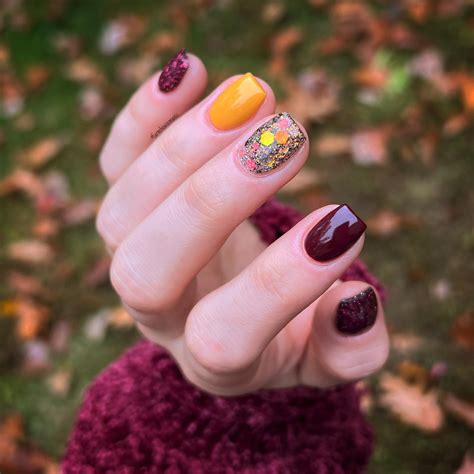 fall color nails