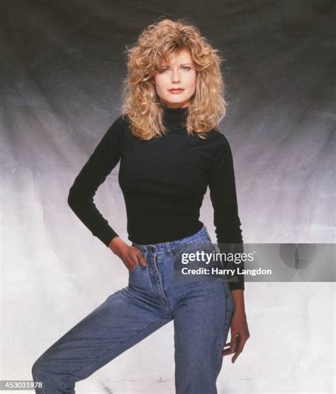fawn hall nude
