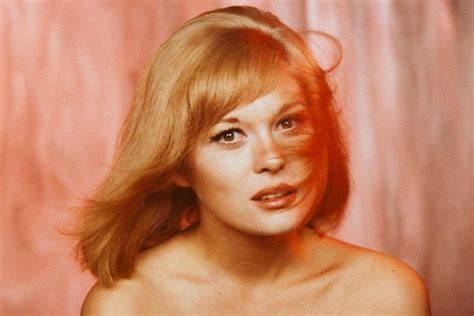 faye dunaway nude