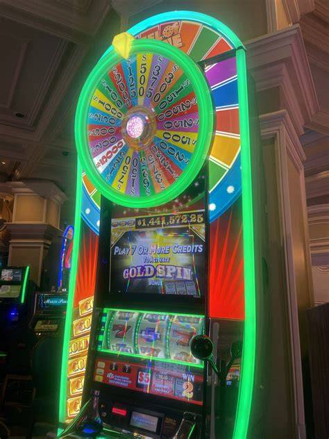 th?q=feature%20casino