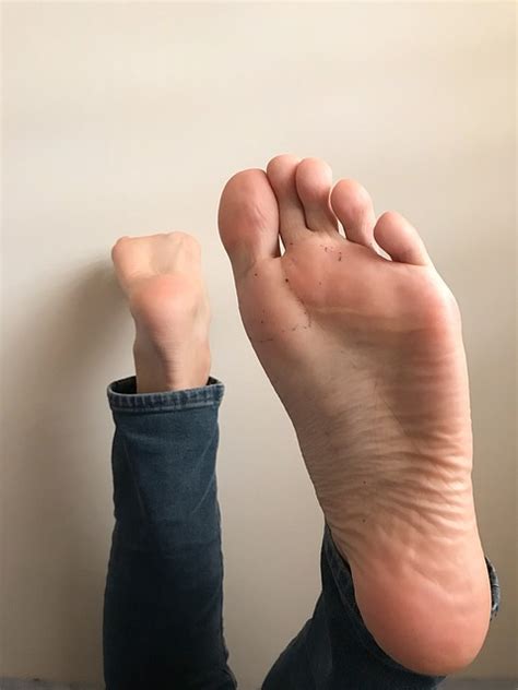 feet xxx