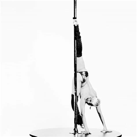 felix pole dancer biography examples