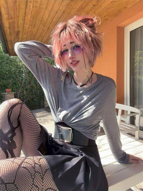 femboyhami nude