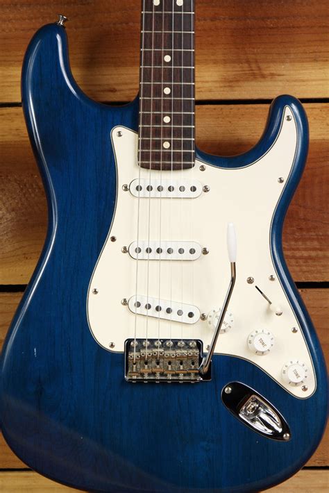 fender highway one stratocaster colors