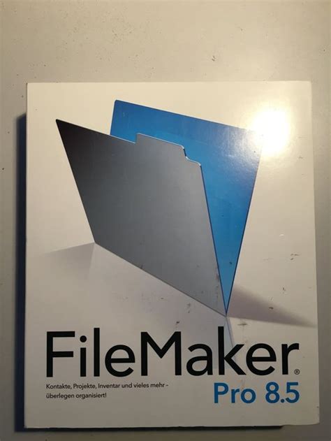 File Maker Pro 8: The Missing Manual