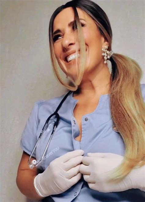 fineassariiii OnlyFans leaked content