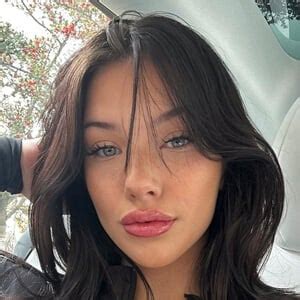 fiona.mae nudes