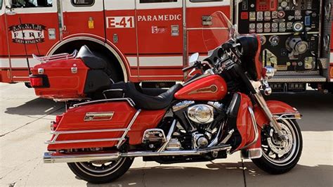 Read Firefighter Special Edition Motorcycles 