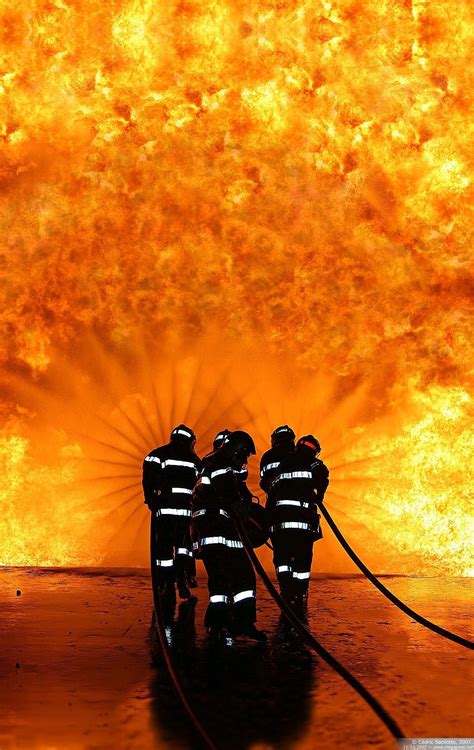 Firefighting Wallpapers Free   Free Firefighting Wallpaper Photos Pexels - Firefighting Wallpapers Free