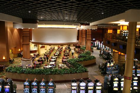 firelake grand casino hours