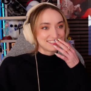 flexiejayanime nude