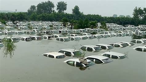 Flood In Noida