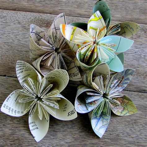 Full Download Folded Paper Flowers Tutorial 