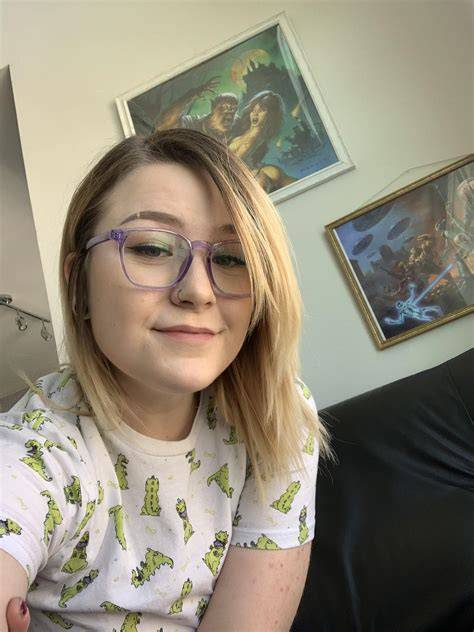 fooya nude