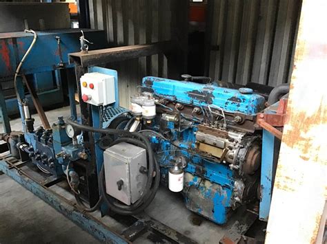 Ford 2714e Engine