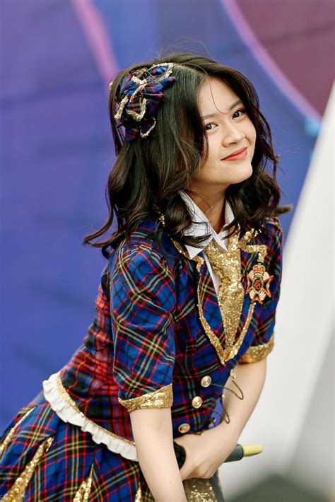 FOTO MEMBER JKT48 CHRISTY：Daftar anggota JKT48 - Wikipedia bahasa Indonesia, ensiklopedia