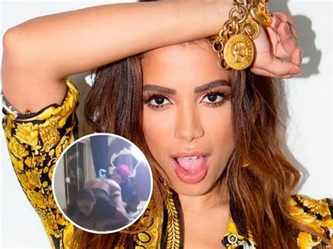 Fotos Da Tatuagem Da Anitta No Cu