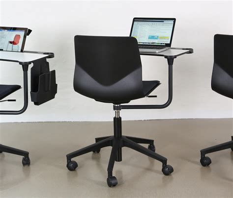 Four Design