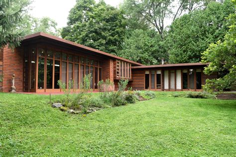 Frank Lloyd Wright 2016 Wall Calendar