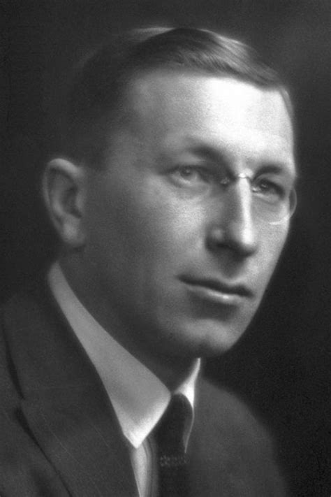 frederick g banting biography