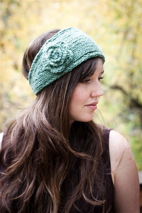 Free Knitted Headband Pattern With Flower
