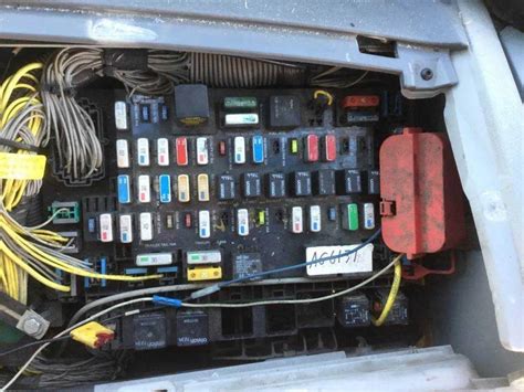 freightliner century fuse panel