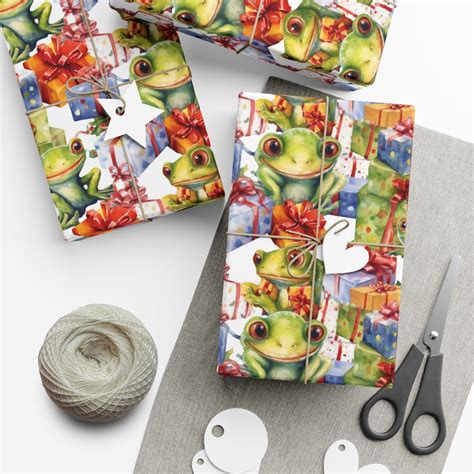 Read Frog Wrapping Paper 