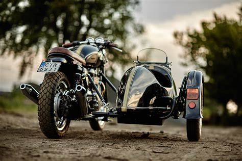 Read Online Full Circle Around The World With A Motorcycle And Sidecar 