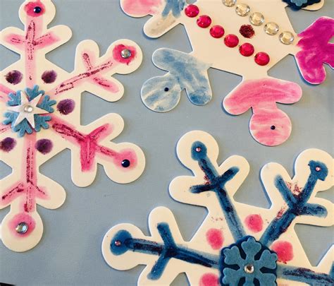 Fun Amp Easy Snowflake Crafts For Kids Messy Snowflake Activities For Kindergarten - Snowflake Activities For Kindergarten