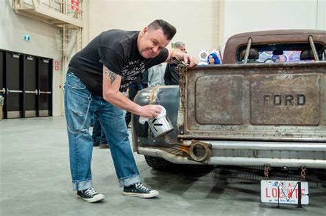 Funny Guy Pin Up