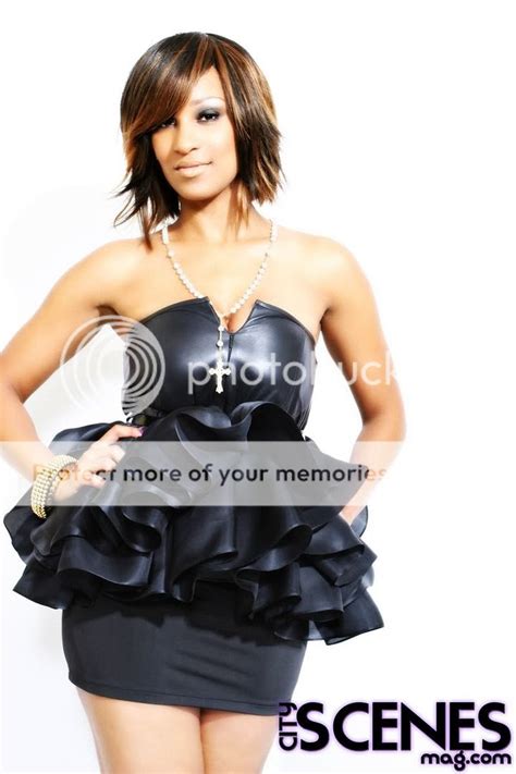 g units olivia biography