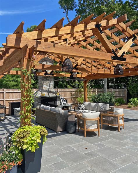 Gable Roof Pergola