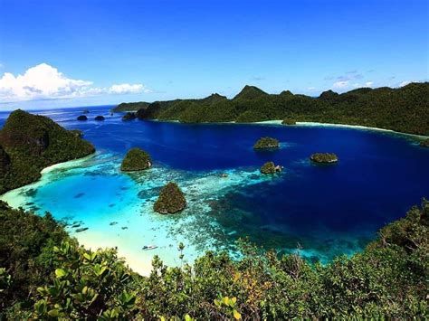 gambar pulau indonesia