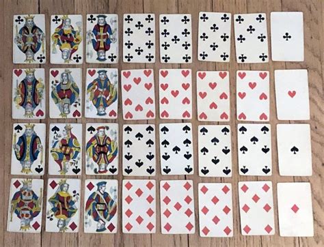 game with a 32 card deck