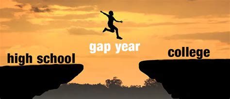 gap year artinya