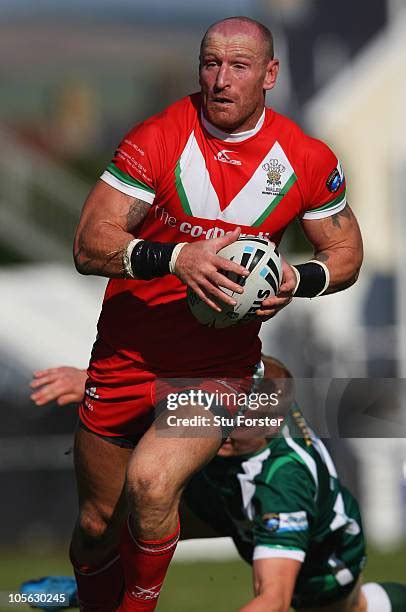 gareth thomas rugby player