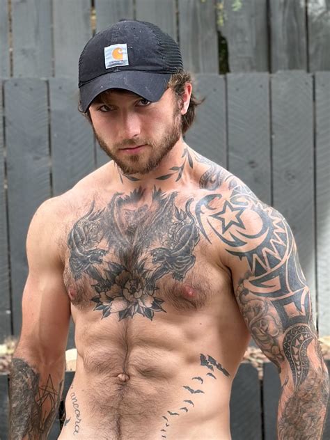 Garett Nolan.nudes