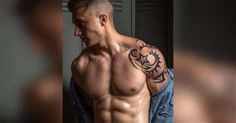 garrett nolan nude