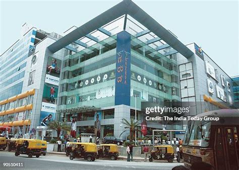 Garuda Mall Shops