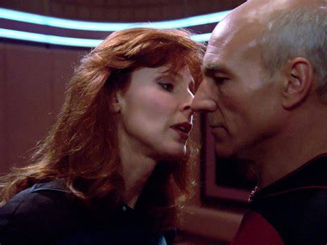 gates mcfadden nude