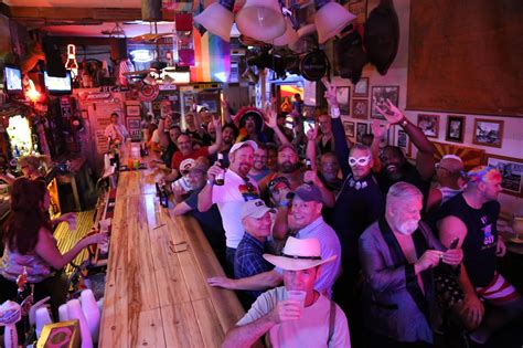 gay bars bisbee az